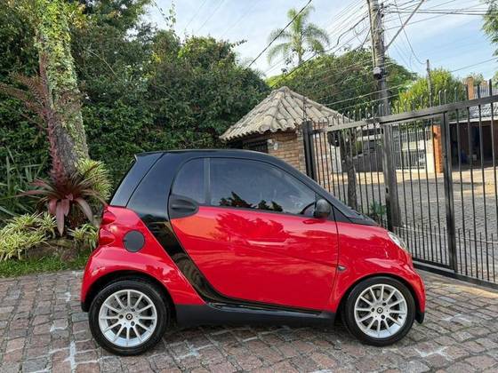 SMART FORTWO 1.0 COUPÊ TURBO 12V GASOLINA 2P AUTOMÁTICO SMART FORTWO 1.0 COUPÊ TURBO 12V GASOLINA 2P AUTOMÁTICO